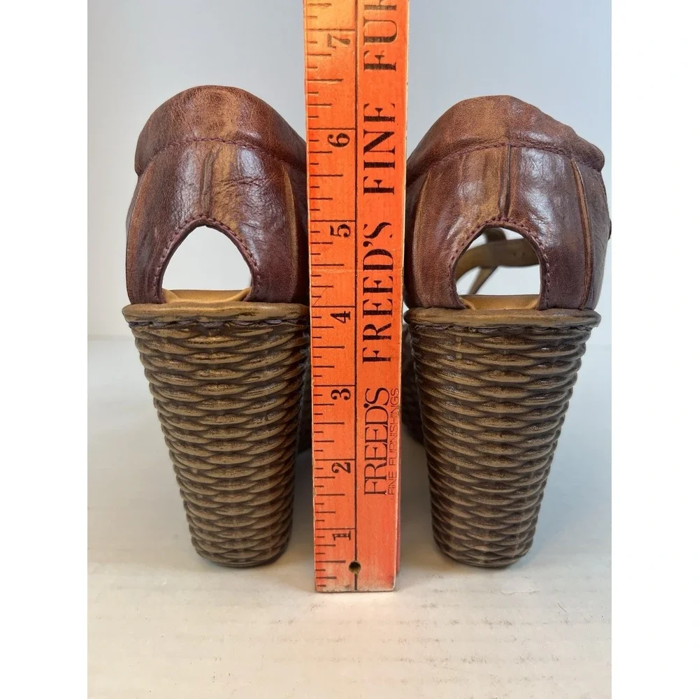 Born Leather Wedge Sandals Size 10 Woven Texture Heels Purple Strappy Shoes
